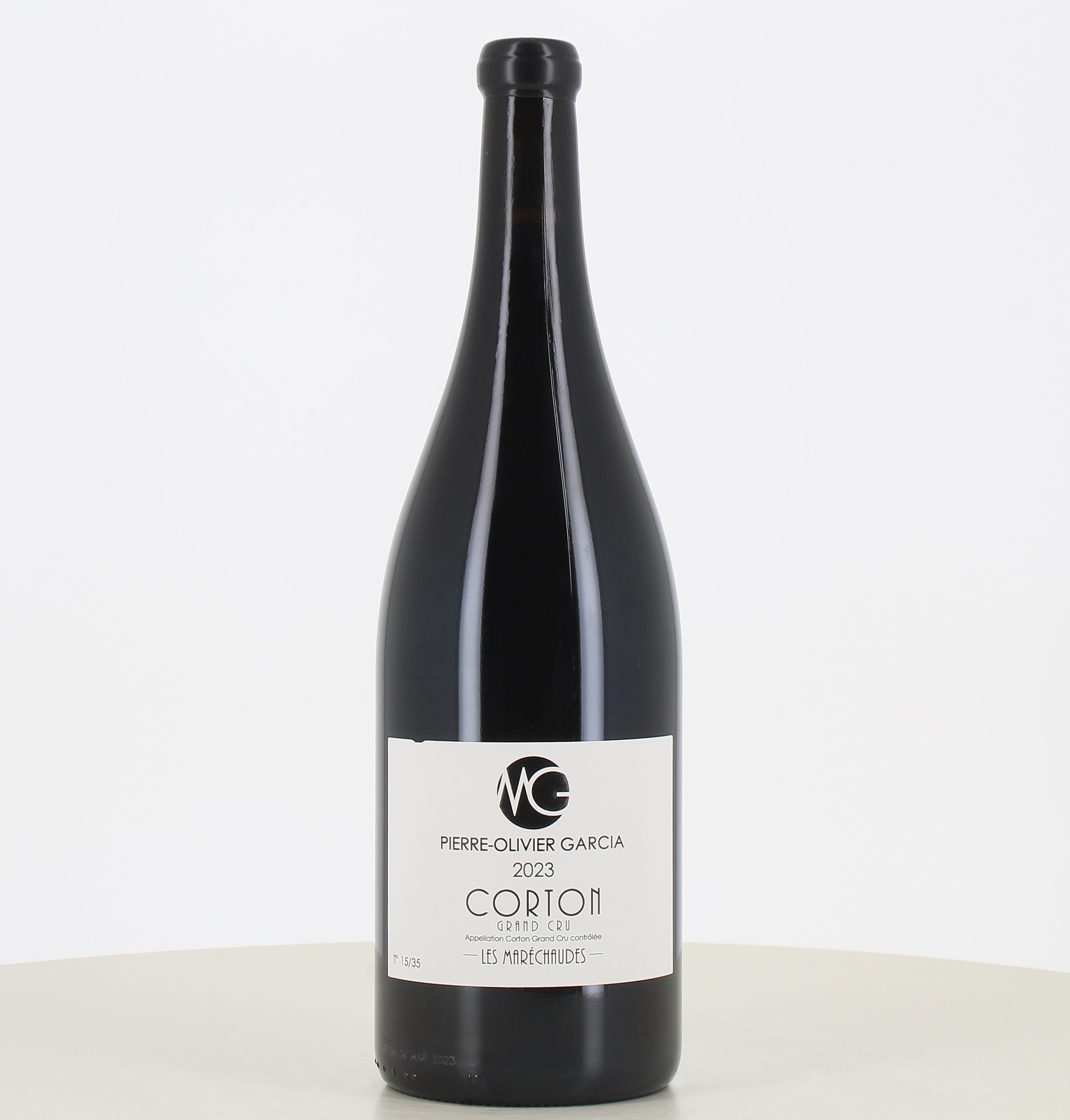 Magnum de vino tinto Corton Grand Cru "Les Maréchaudes" 2023 de Pierre Olivier Garcia. 