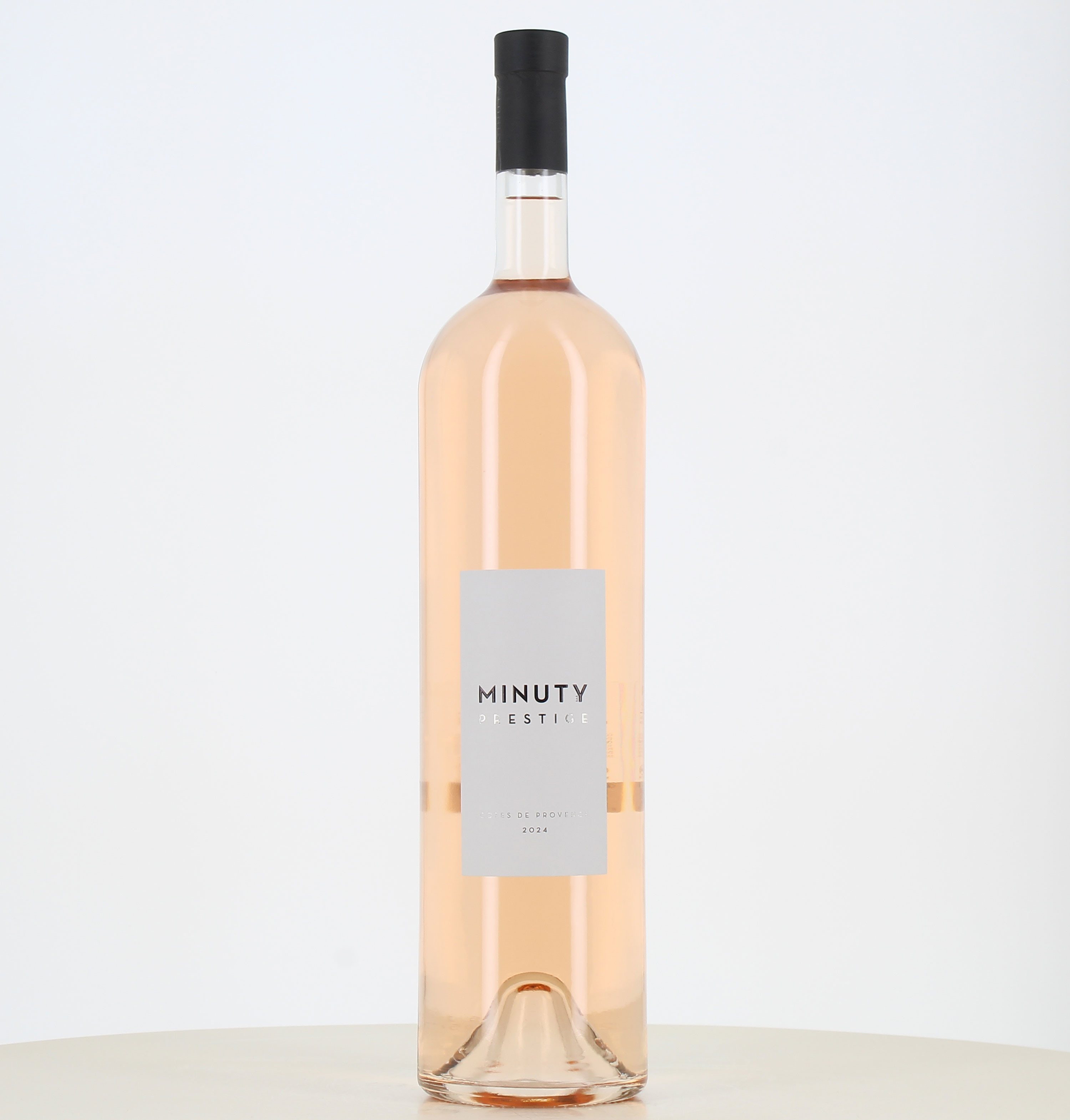Jeroboam de vino rosado Minuty Prestige Côtes de Provence 2024. 