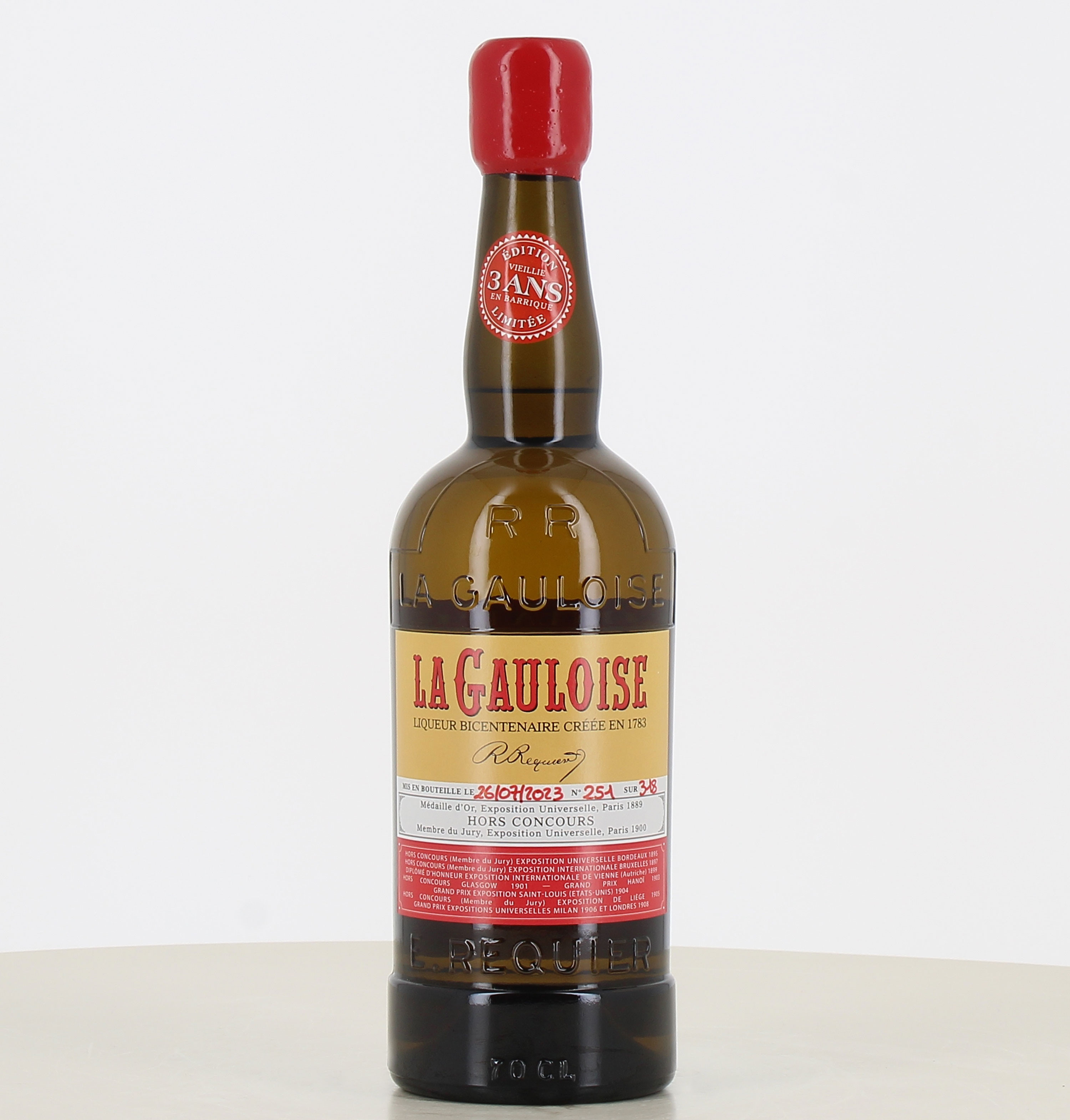 Bouteille de Liqueur La Gauloise jaune 3 ans 70cl 