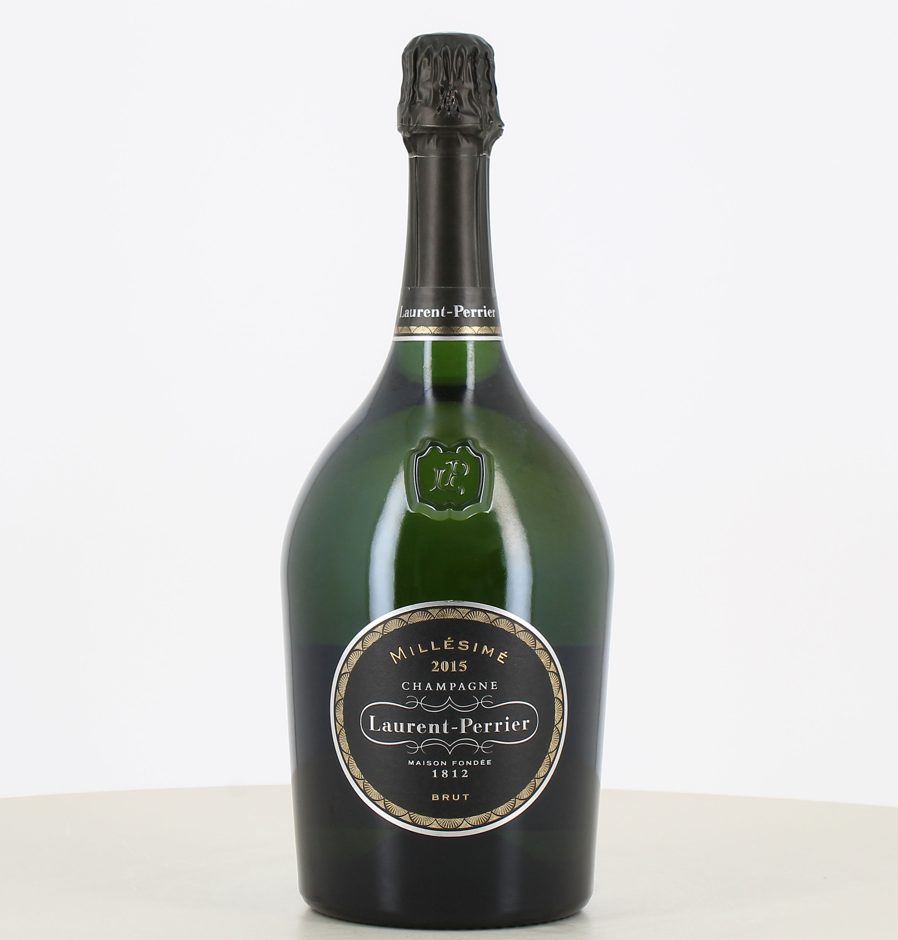 Eine Flasche Magnum Champagner Jahrgang Laurent-Perrier 2012. 